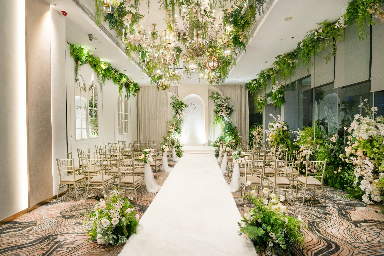 全新室內證婚花園 綠意盎然見證盟誓