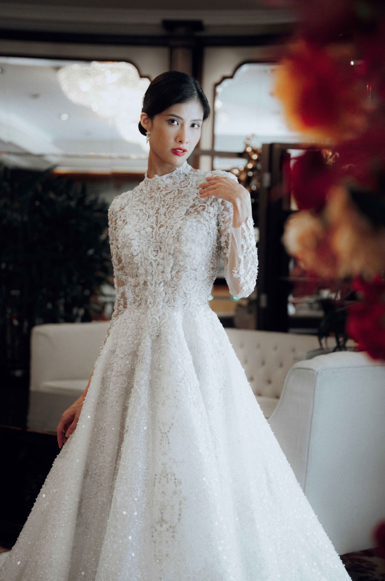 大推香港高級訂製婚紗禮服服務！